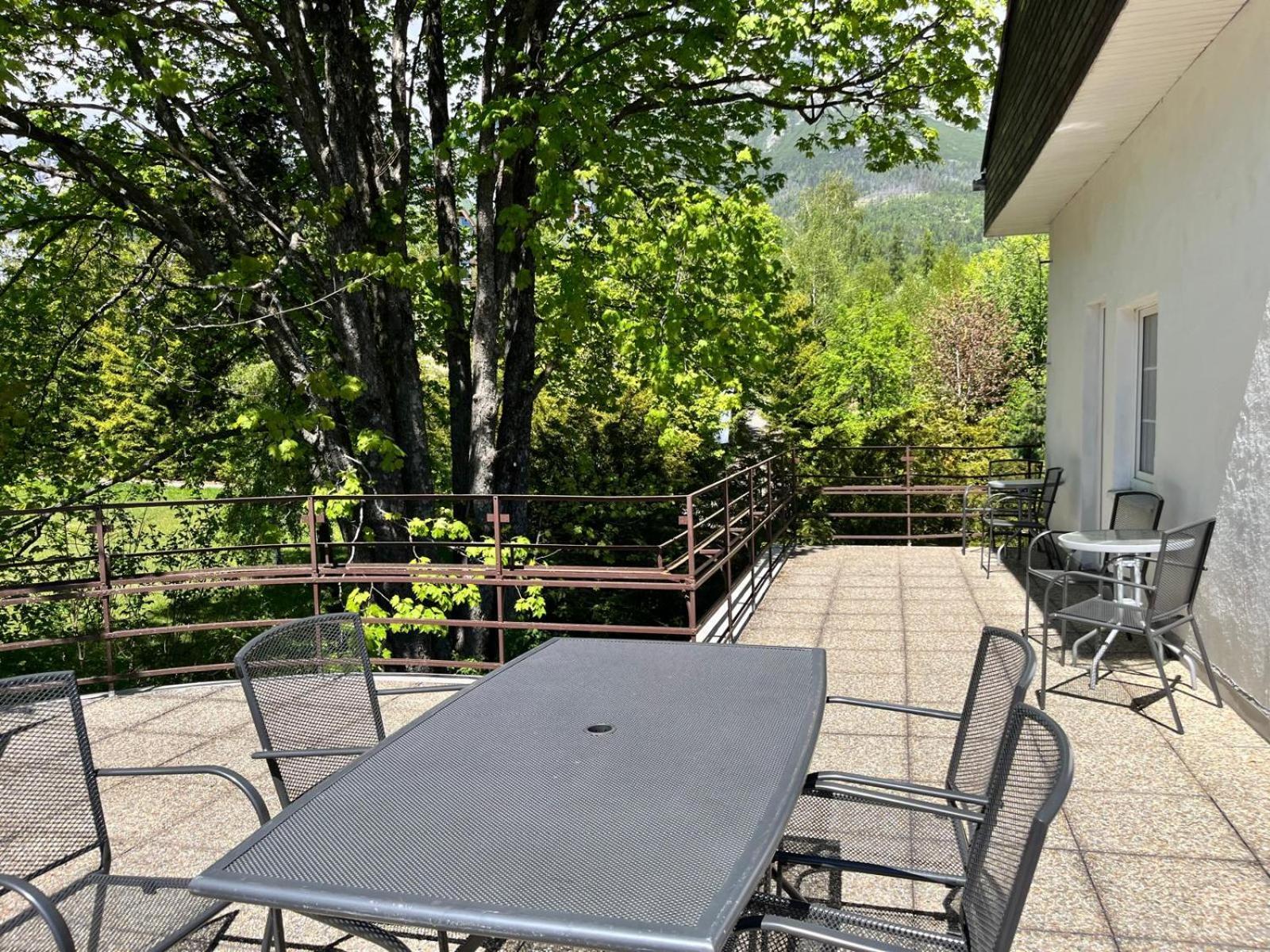 Penzion Villa Gerlach Vysoké Tatry Exteriör bild
