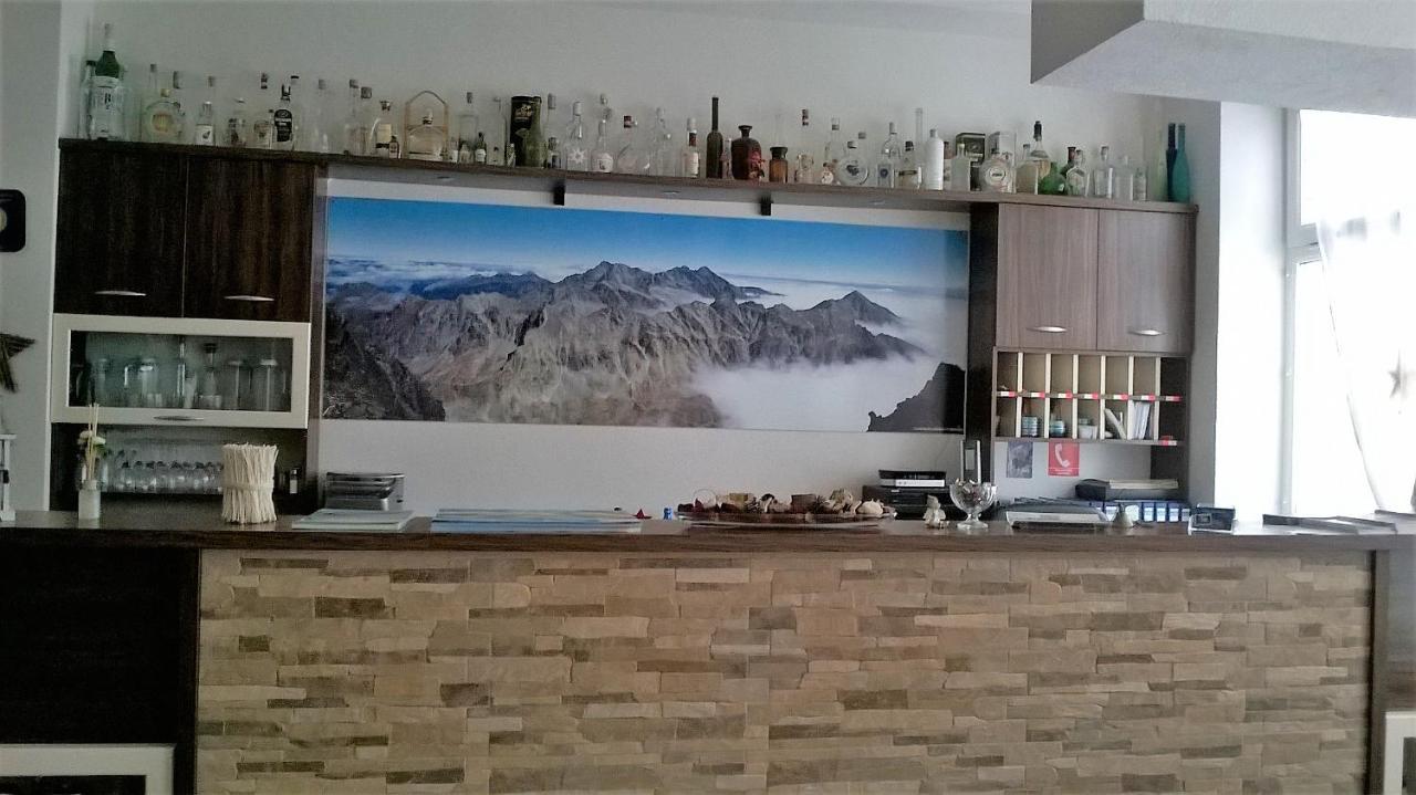 Penzion Villa Gerlach Vysoké Tatry Exteriör bild